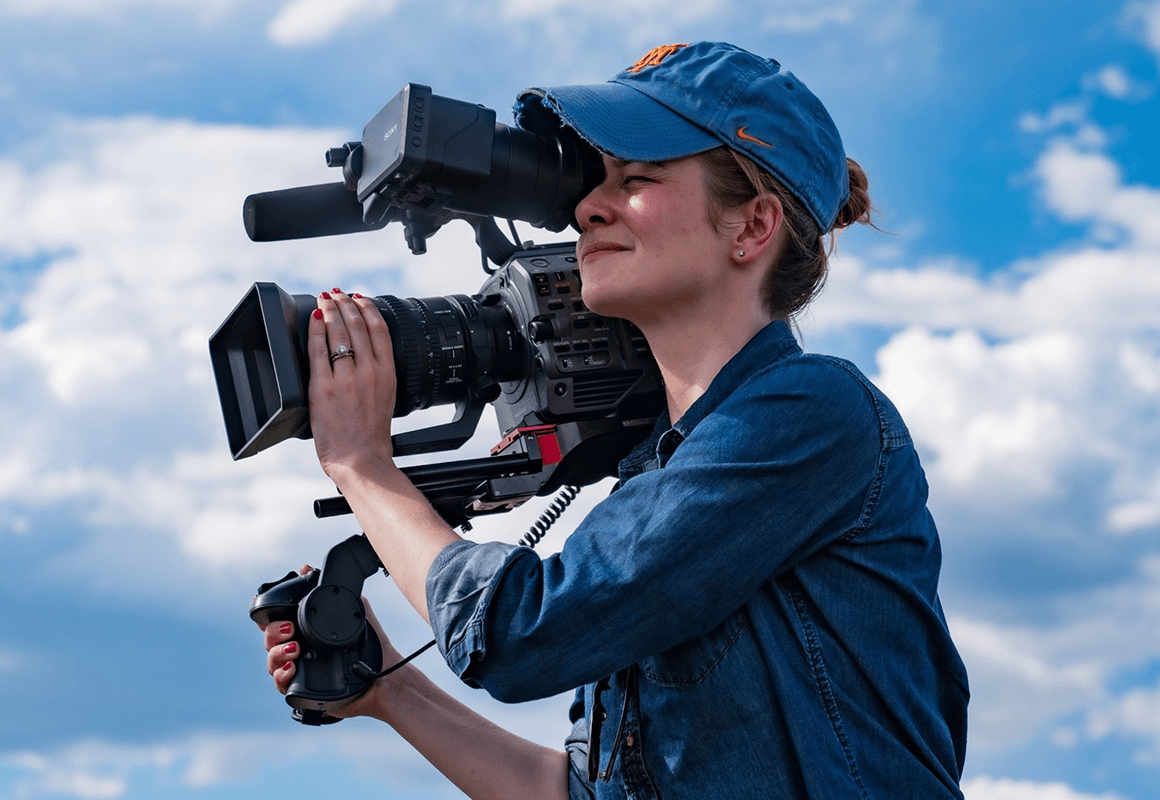 イメージ：つねに映像のプロたちの期待を上回る価値を創造する